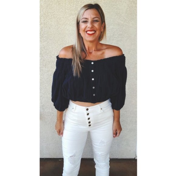 Easel WHITE JEANS HI-WAIST BUTTON FRONT brand boutique - Picture 6 of 12